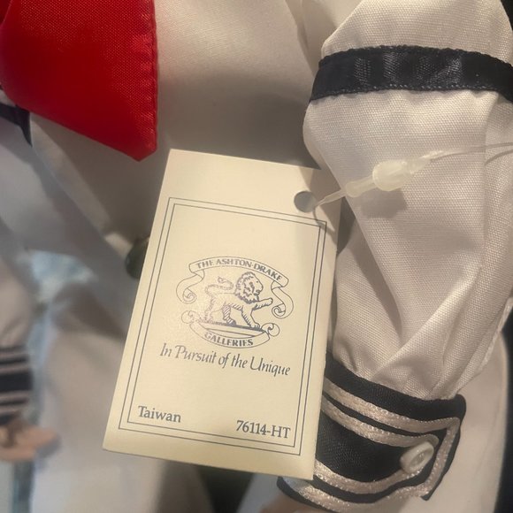 Vintage Porcelain Doll - Matthew - Yolanda's Picture Perfect Babies - Picture 4 of 7